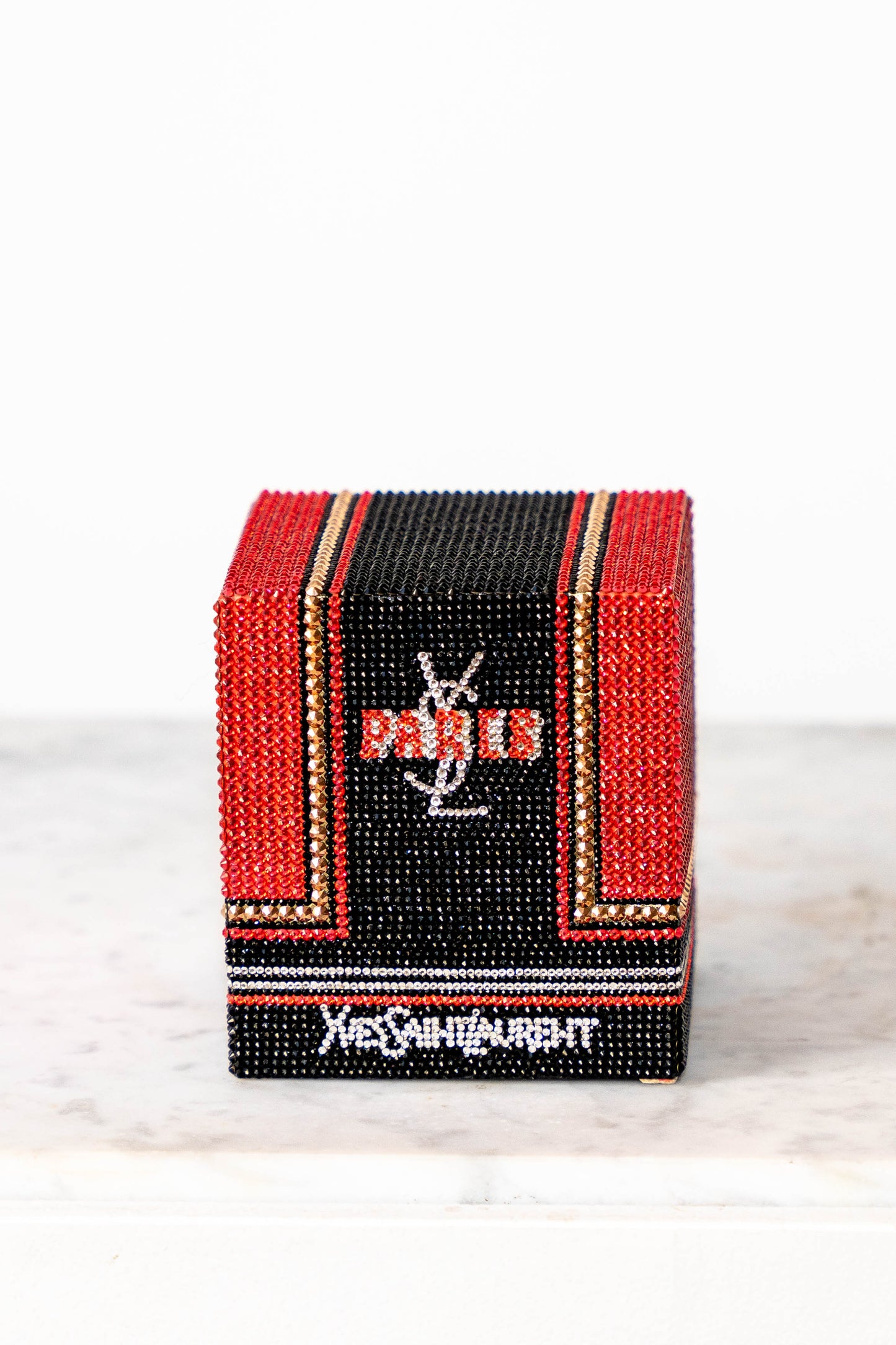 PARFUM PARIS D’YVES SAINT LAURENT